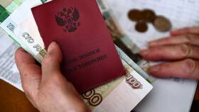 Как пересчитать пенсию работающему пенсионеру в Лукойл